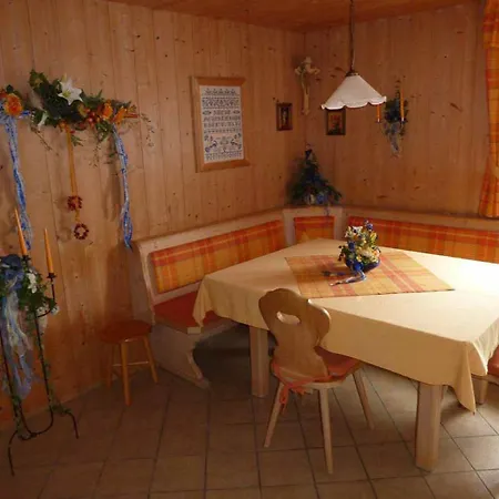 Irene Nist Konukevi 3*